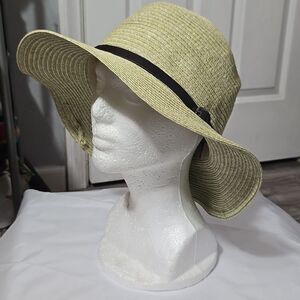 Woman's small Brim belted hat Floppy